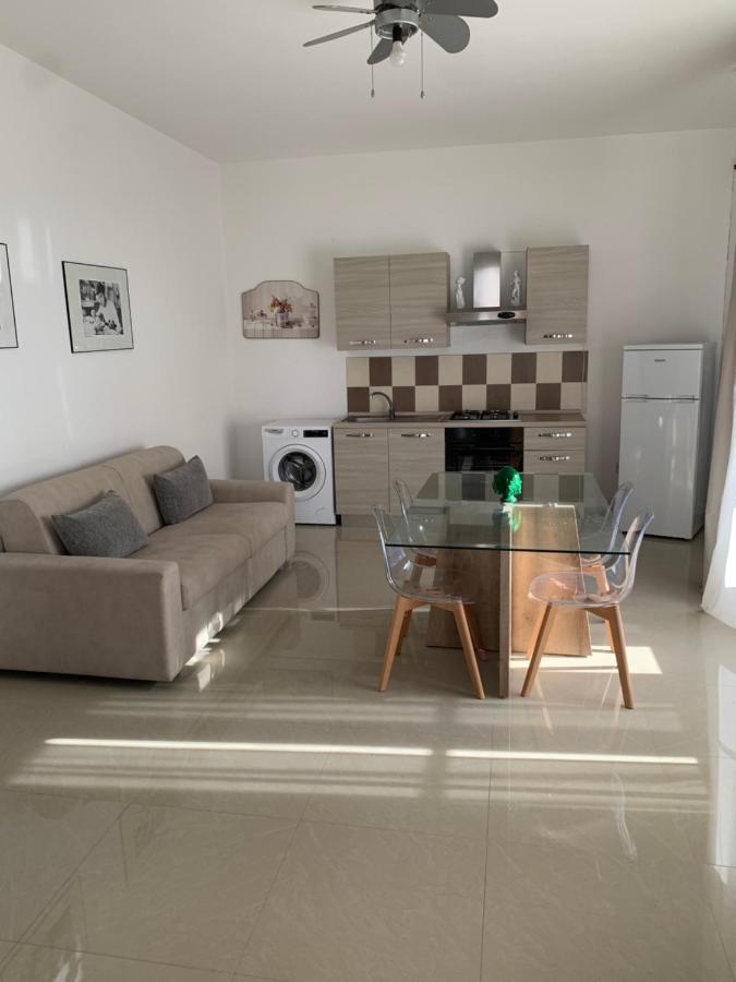 Il Canaletto Apartments Porto Cesareo Bagian luar foto