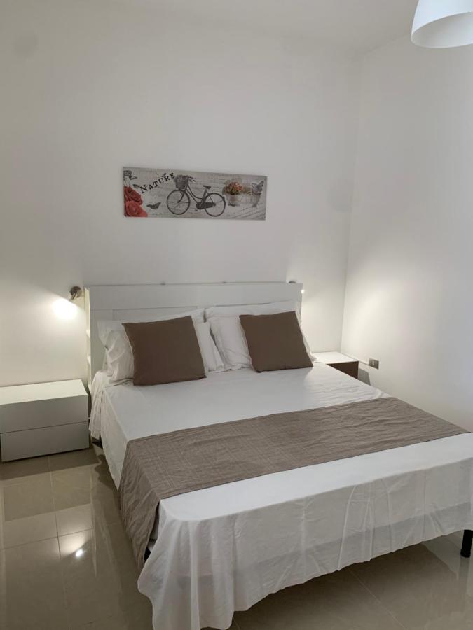 Il Canaletto Apartments Porto Cesareo Bagian luar foto