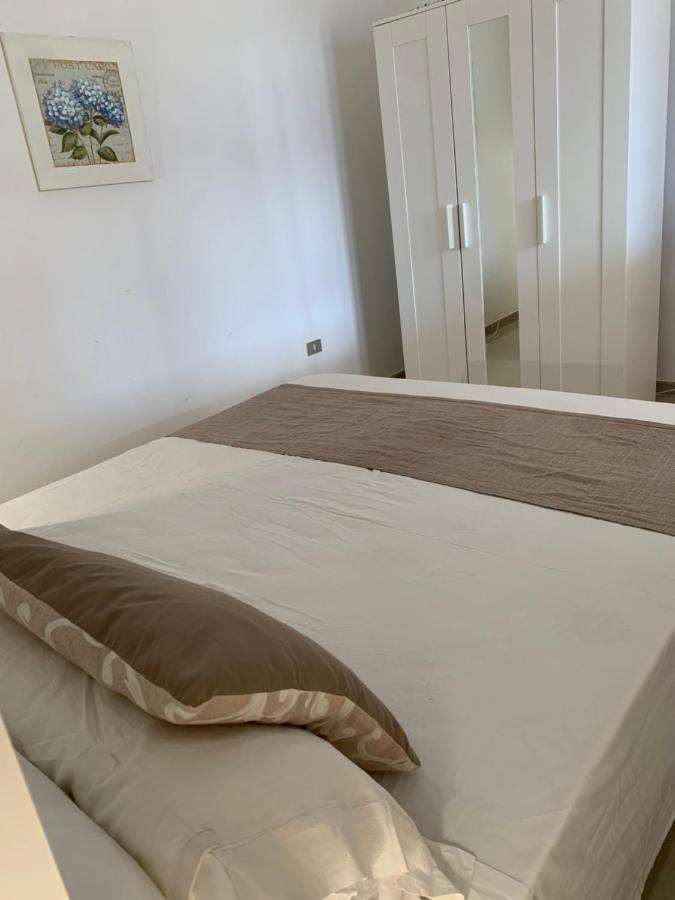 Il Canaletto Apartments Porto Cesareo Bagian luar foto